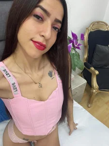 FrancheskaParissi Public Bilde 3