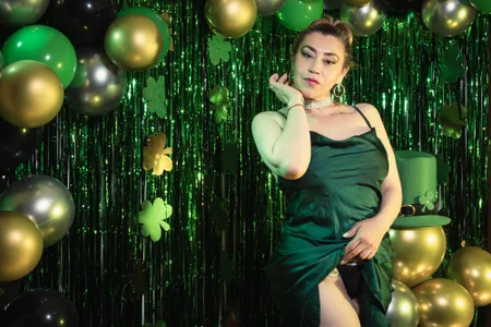 Samantha_Milf__ kullanıcısının About last San Patrick albümü -  fotoğraf