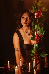 EmmaSanchez_ CANDDLES Gambar 7