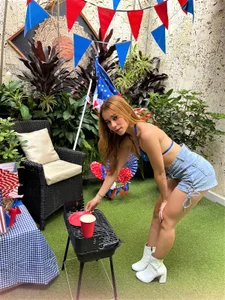 Lezy_ JULY 4TH Immagine  4