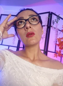 Scarlett_Musse sexy glasses slika 6