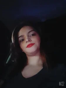 Paula-H- Public Hình