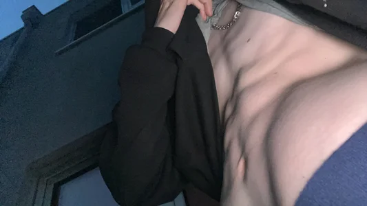 Public od MBigDickTeen  5 snímek