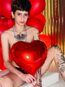 Ethan_lennox Lots of love for you ❤❤🌈 Bilde 5