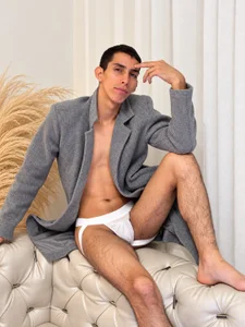 Phillip_JrのCome and enjoy yourselfの 2枚の写真