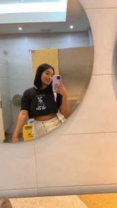 Isabella_fasilier Public Pic 3