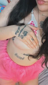 Meggan_Rosse01 paradice word Pic 2