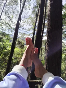valery_carter01 FEET AND NATURE☘ Pic