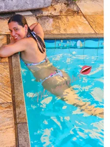 FERIADO od marcelinha30  snímek