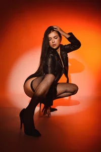 carolriveraa_ Lights in my body Pic