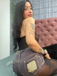 emily_rivas_ A bit of me ❤️‍🔥 사진 5