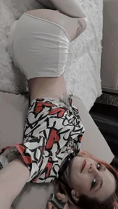 ShadowEllie Vibe without filters 👀  5টি ছবি