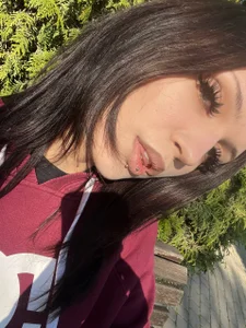 Christine_Mooree Public Pic 7