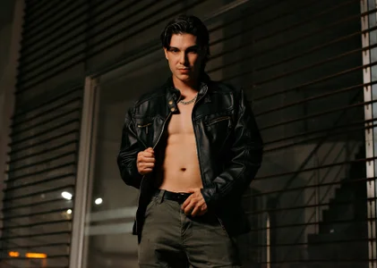 Karimferrer “You're that kind of feeling that cannot be explained… it is crossed.” 👑 รูป  8