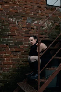 arisha_glow just phts Pic 3