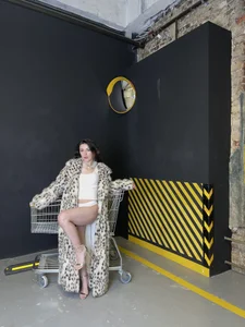 She's just lovely. de aaaalenska  4 Imagens