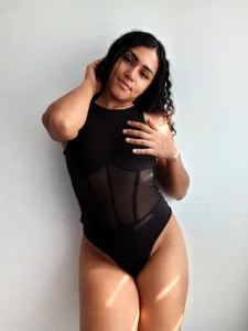 JULIETAOWEN My body 🔥 Pic 3