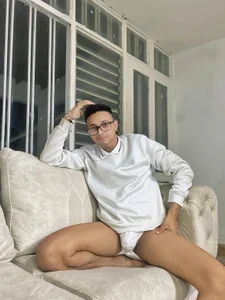 Ares_funn March in white Billede 4