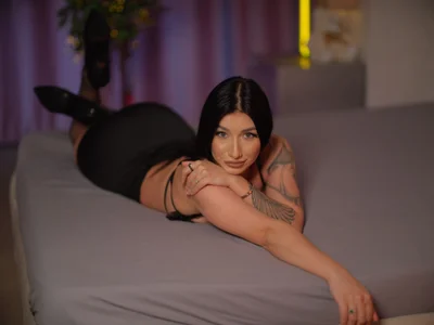 KimmyA or black? Foto 3