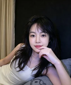 Miaomiao_52 Public Foto