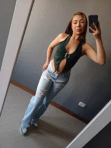 ValeryGomezz More of my days⭐ Pic