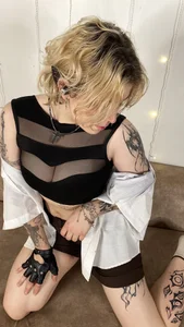 Alex_Howell Public Immagine 