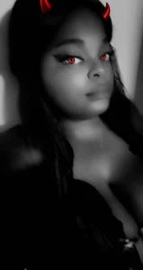 BlackVelvetxx29 Intro to me Pic