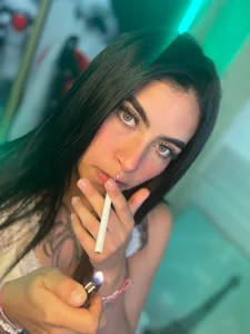 _luna_torres smoke Pic 2
