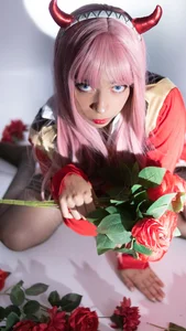 Akane_Hikari_ Public Poză 6