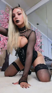 Zdjęcia VesperVelvet sensual and hot vesper🍑:  4