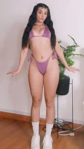 SaritaBratz Get wet with me, I'm your mermaid🌊🔥 Pic