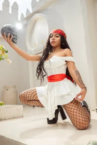 khloeblake kullanıcısının Happy Halloween 🎃✨ albümü -  2 fotoğraf