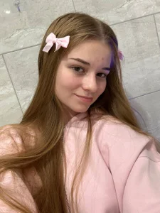 RosamariaBreeding Sweet Face, Sharp Intentions 😏 Foto 5