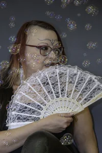 LindaDaemonX Playing with bubbles Immagine  2