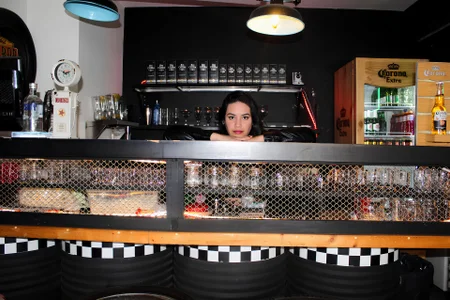 Do you want me to serve you a drink?