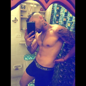 Lliam_2 Public Pic 6