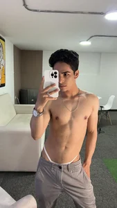 aodaboyyy Wearing a thong Fotka 2