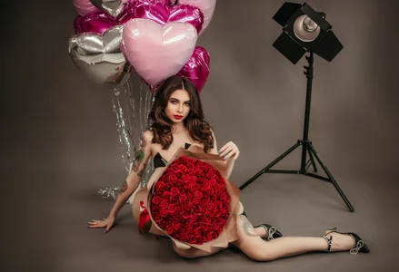 vinkiepinkie Girls love flowers🥰 Foto 5