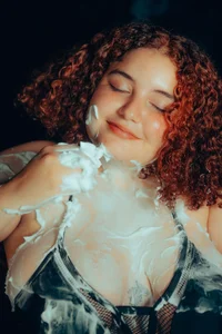 Manina_Molly_ FOAM BOOBS Pic