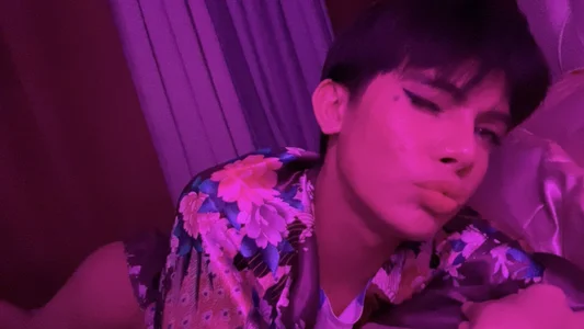 urtwinkbrixz HOTTY Bilde