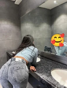 Miss__lovehot1 Public Pic 5