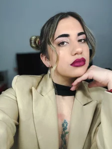 lushPeach Pequeña introducción about me Foto 2