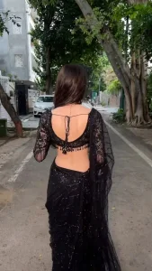 Hot_Aanamika2 Love time slika