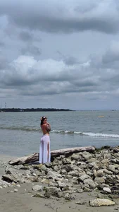 pau_live a bitch on the beach Pic 3