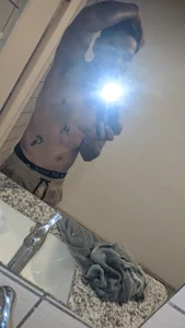 Elcabezhupas97 Public  5টি ছবি