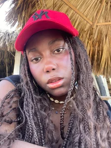 Sensual girl 💦🔥 de tiana_chocolate_  4 Imagens