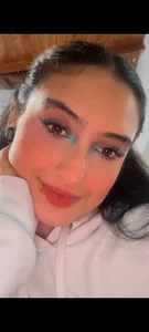 emma_hiltonn_のPublicの 2枚の写真