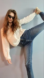 AnnaCringe Did you say I'm not a model? Pic 4