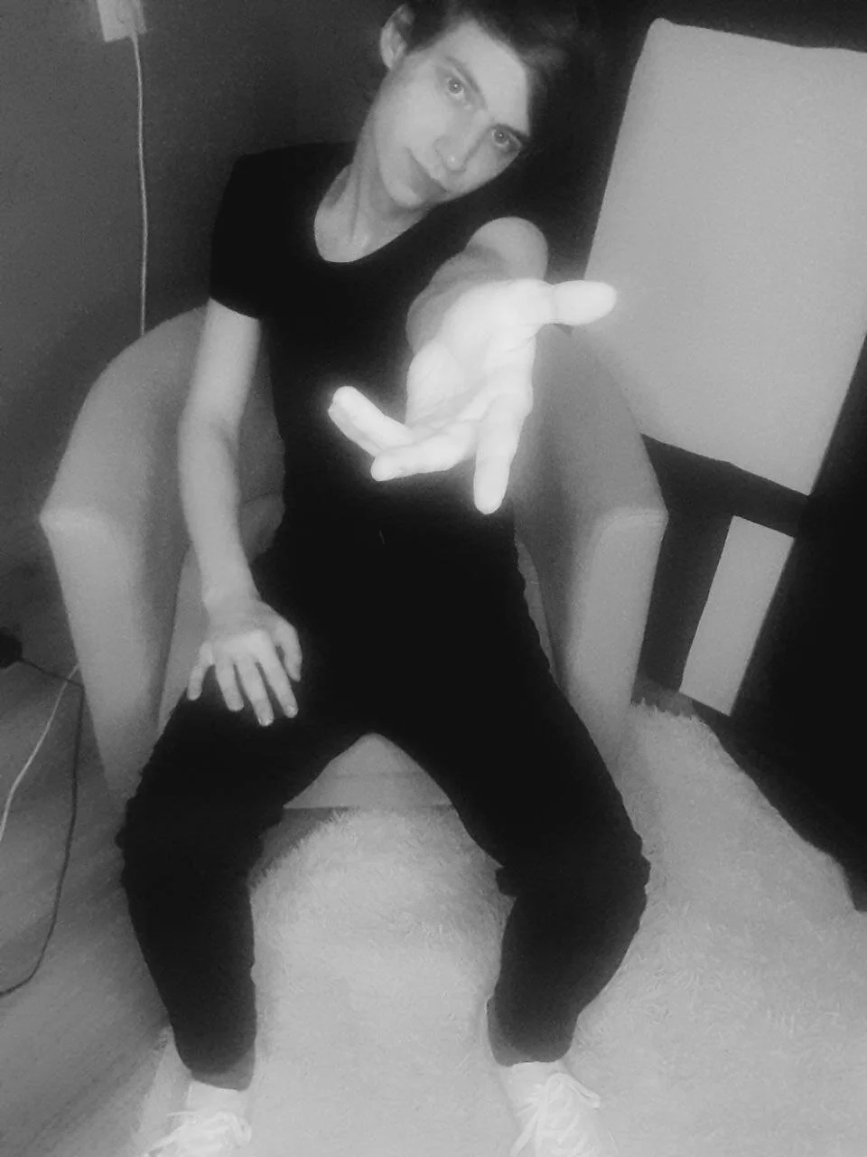 AvenGlow Public Bilde