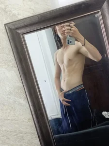 Royal_Y0ung Public Billede 7